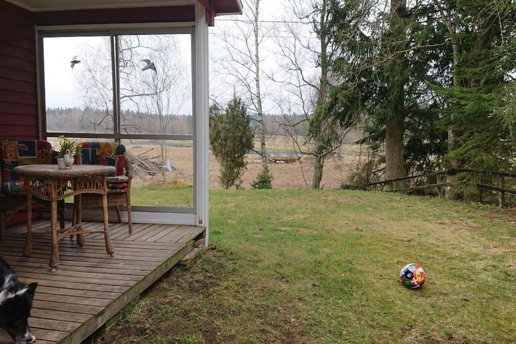 Stuga Vad Vatten Åsarp Extérieur photo