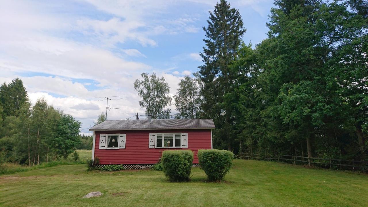 Stuga Vad Vatten Åsarp Extérieur photo