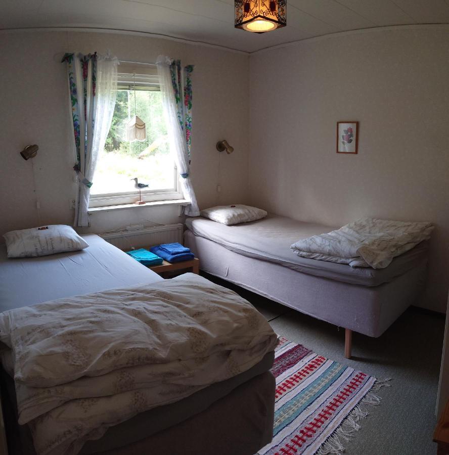Stuga Vad Vatten Åsarp Extérieur photo